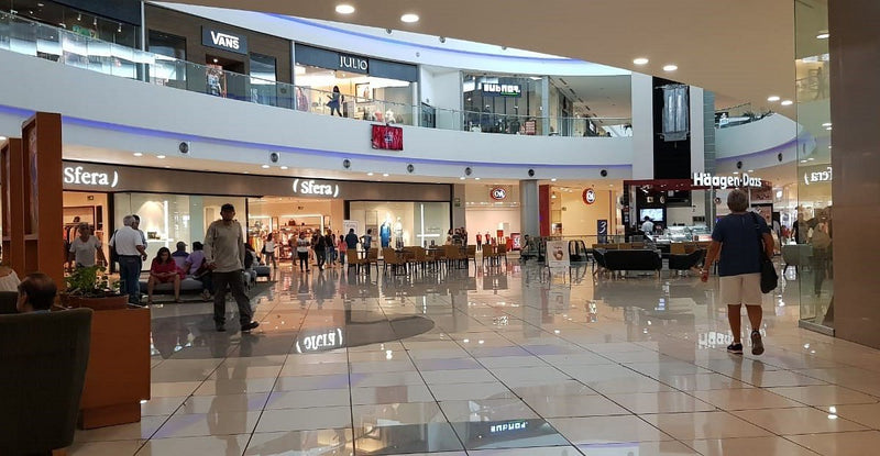 Locales comerciales Plaza Altabrisa - 2